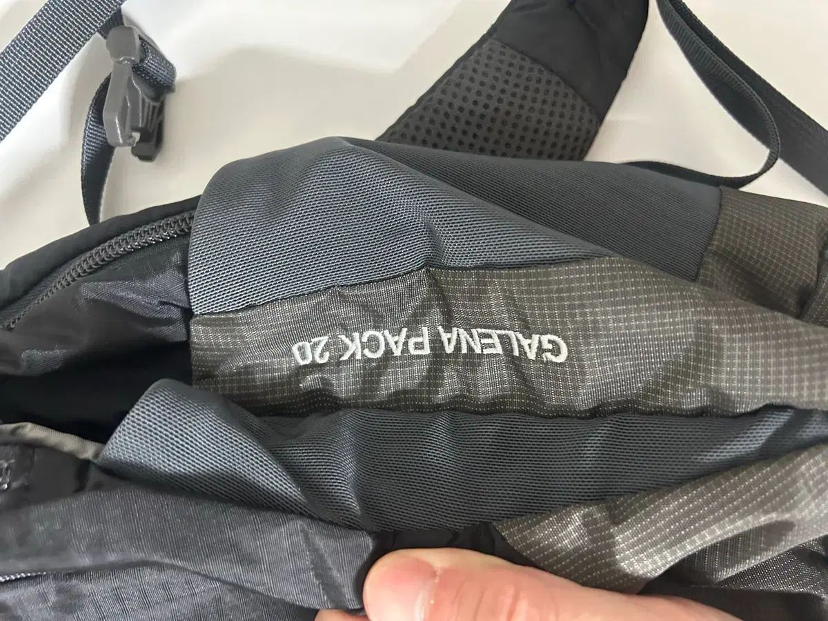 モンベル ガレナ パック 20 L バックパック