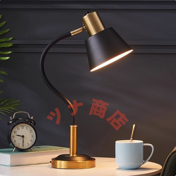 リビング 書斎 寝室のベッドサイド オフィス机の家具として温かなテーブルランプ高さ約60 cm 直径16