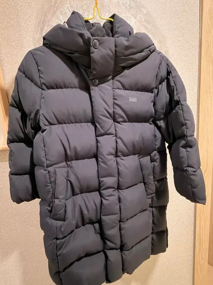 なここ出品になります。 ダックス キッズ ダックダウン ロング丈ダウンジャケット 120サイズ