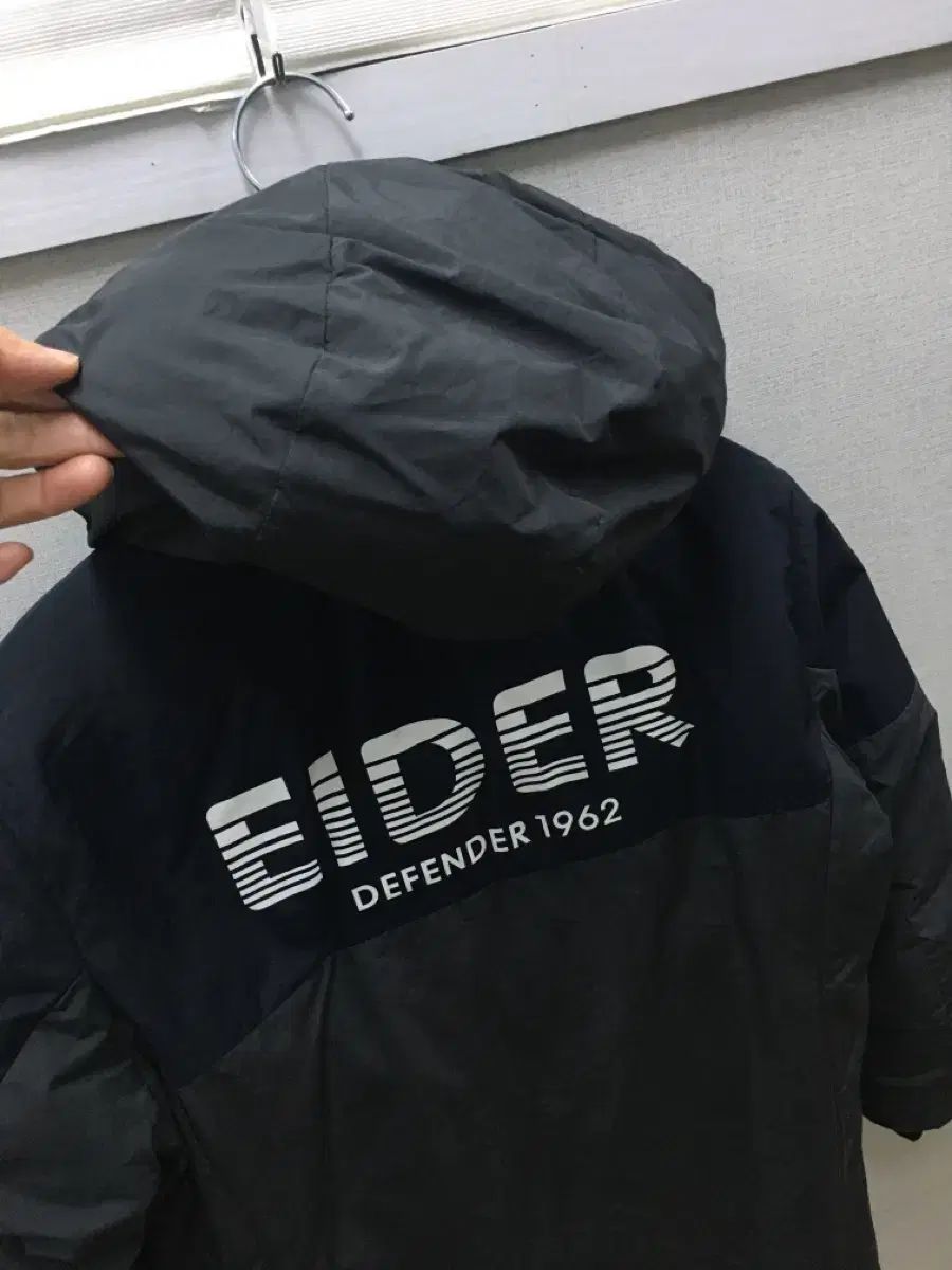 ブラック グースダウン