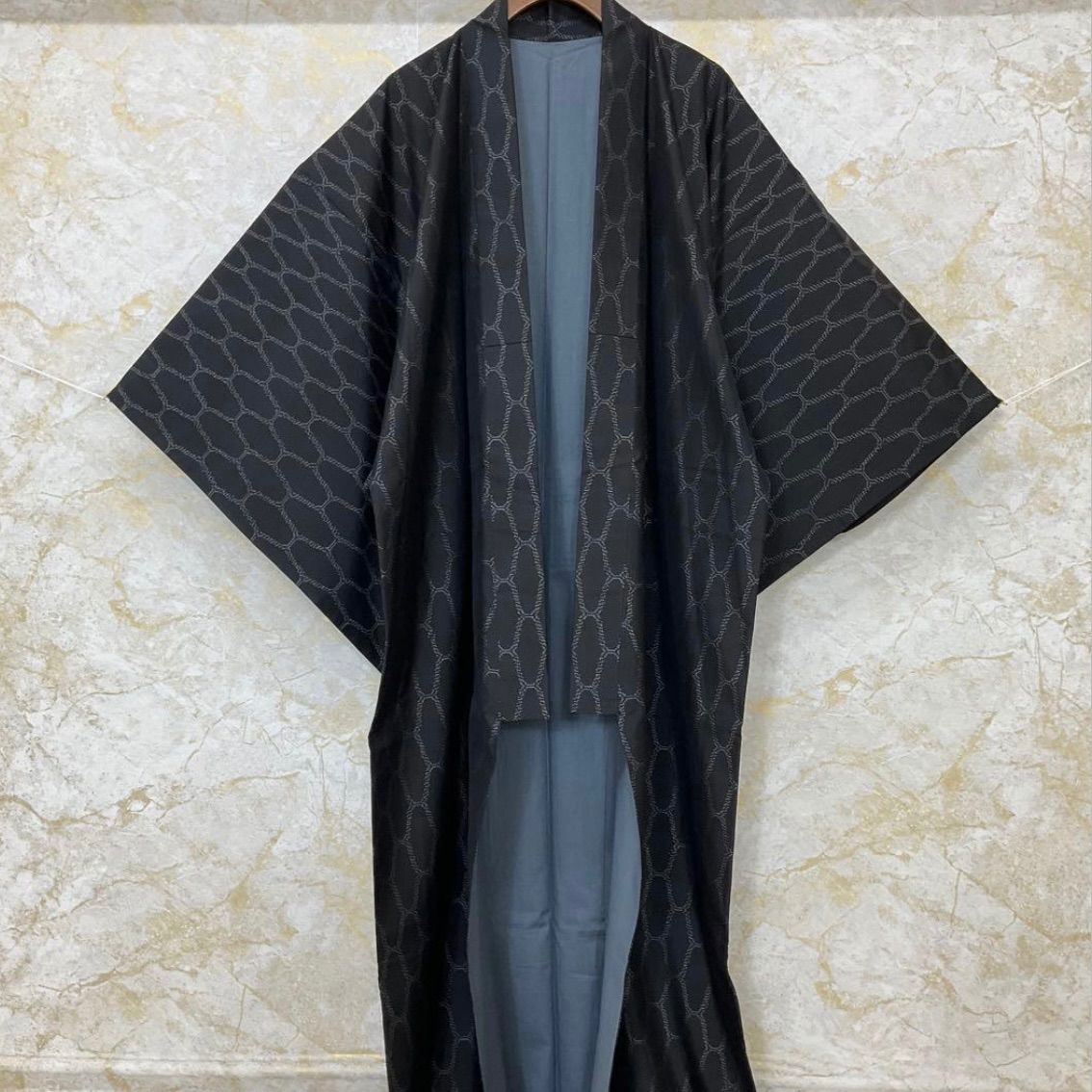⬛️ kimomo one⬛️男前屋⬛️厳選⬛️ 同然⬛️男着物⬛️本場奄美大島紬⬛️黒⬛️証紙付⬛️キングサイズ⬛️裄72丈161 5⬛男着物男長羽織男襦袢男袴角帯男帯