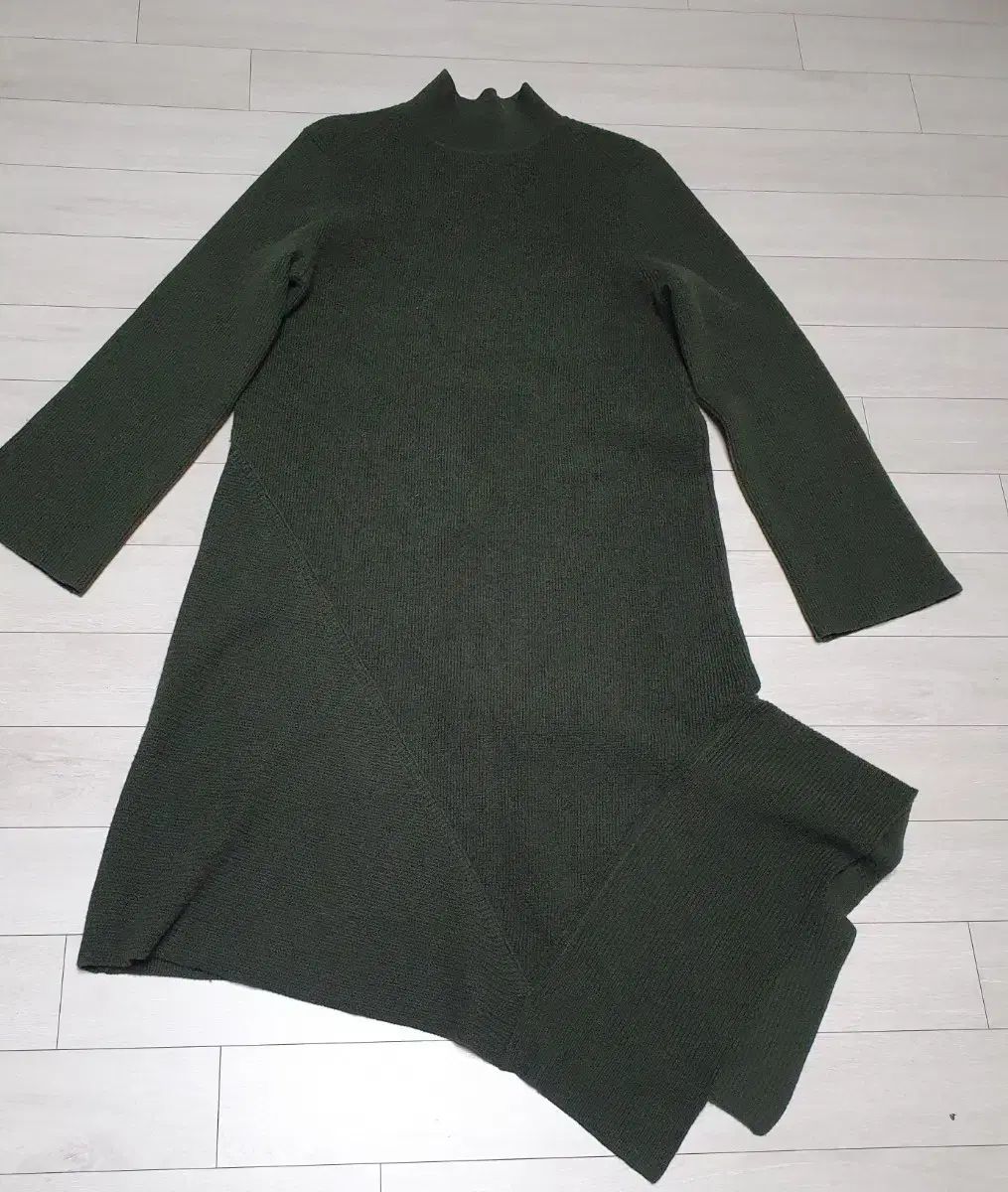 システム 純ウール ONE PIECE