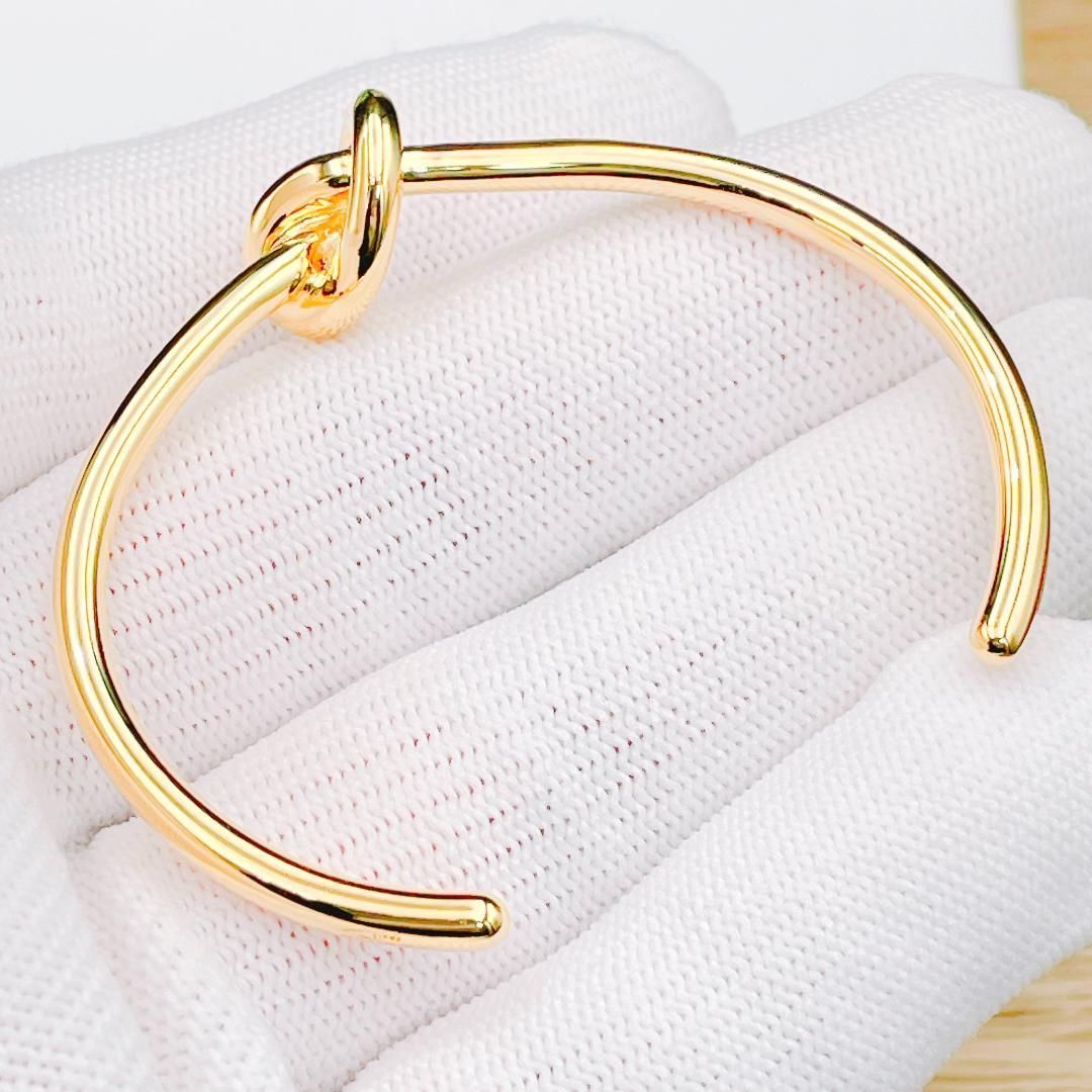 ◇セリーヌ◇ 新品仕上済 CELINE ノット エクストラシンブレスレット