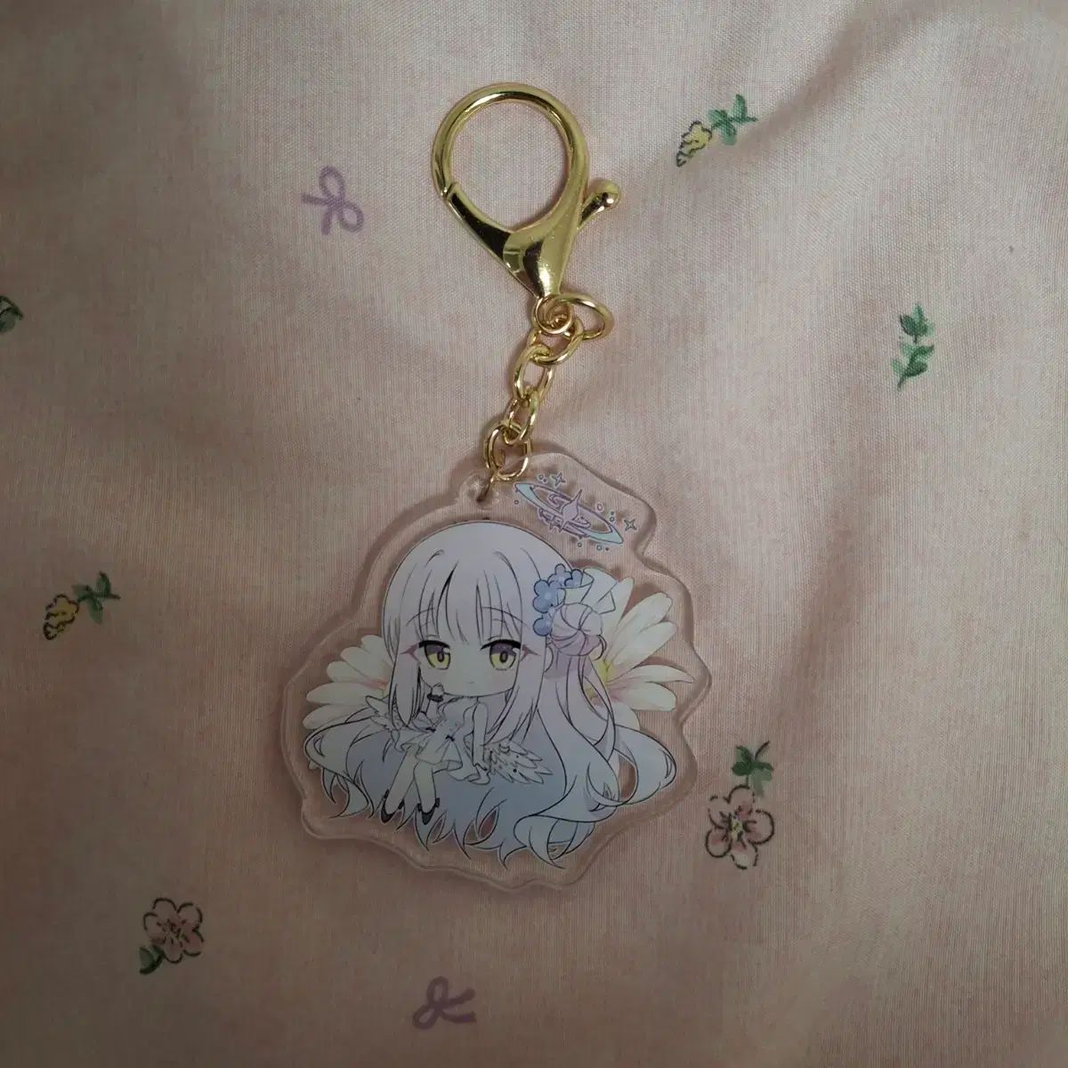ブルーアーカイブ ミカ アクリルキーホルダー - メルカリ