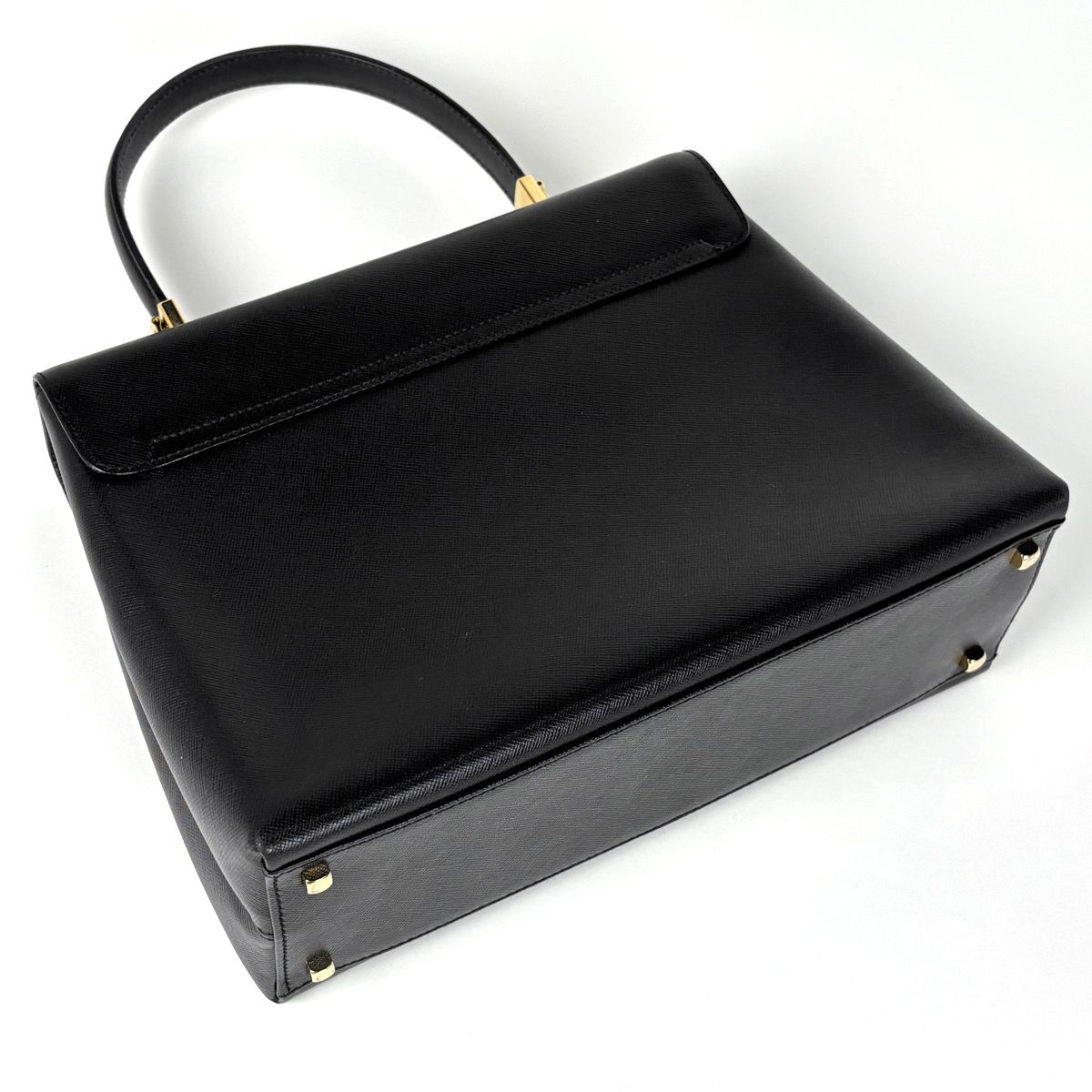 サルヴァトーレフェラガモ Salvatore Ferragamo ガンチーニ