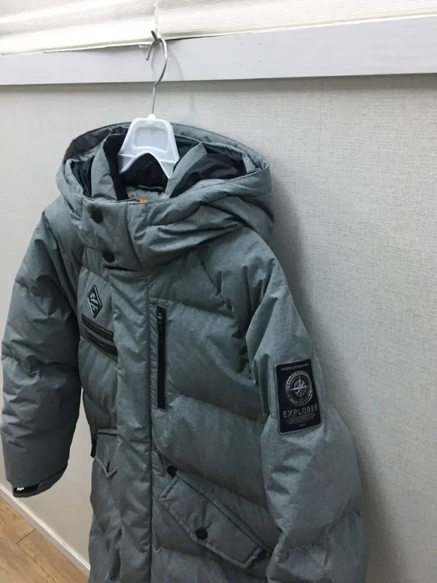 ダウンジャケット