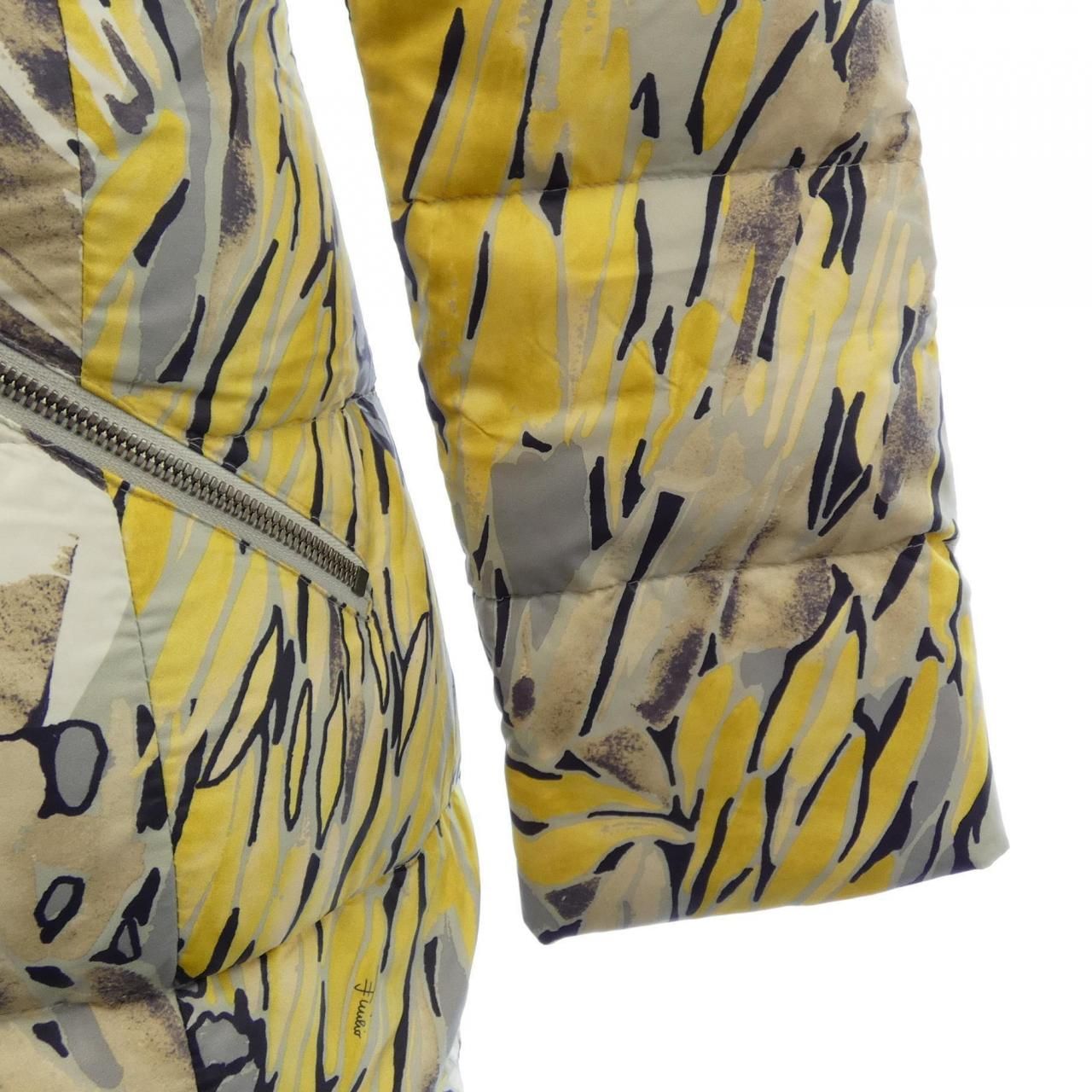 エミリオプッチ EMILIO PUCCI ダウンコート - メルカリ