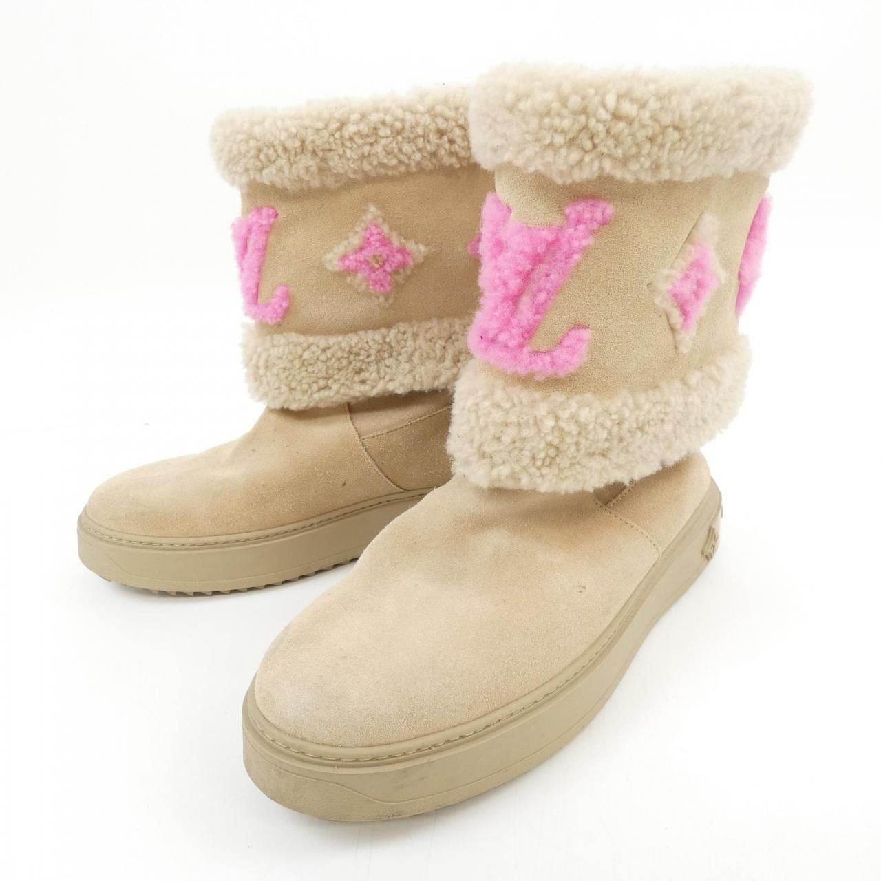 ルイヴィトン LOUIS VUITTON LVイニシャル、モノグラムフラワー スノー