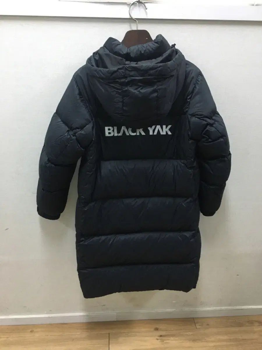 ベンチ ダウンロングダウンジャケット