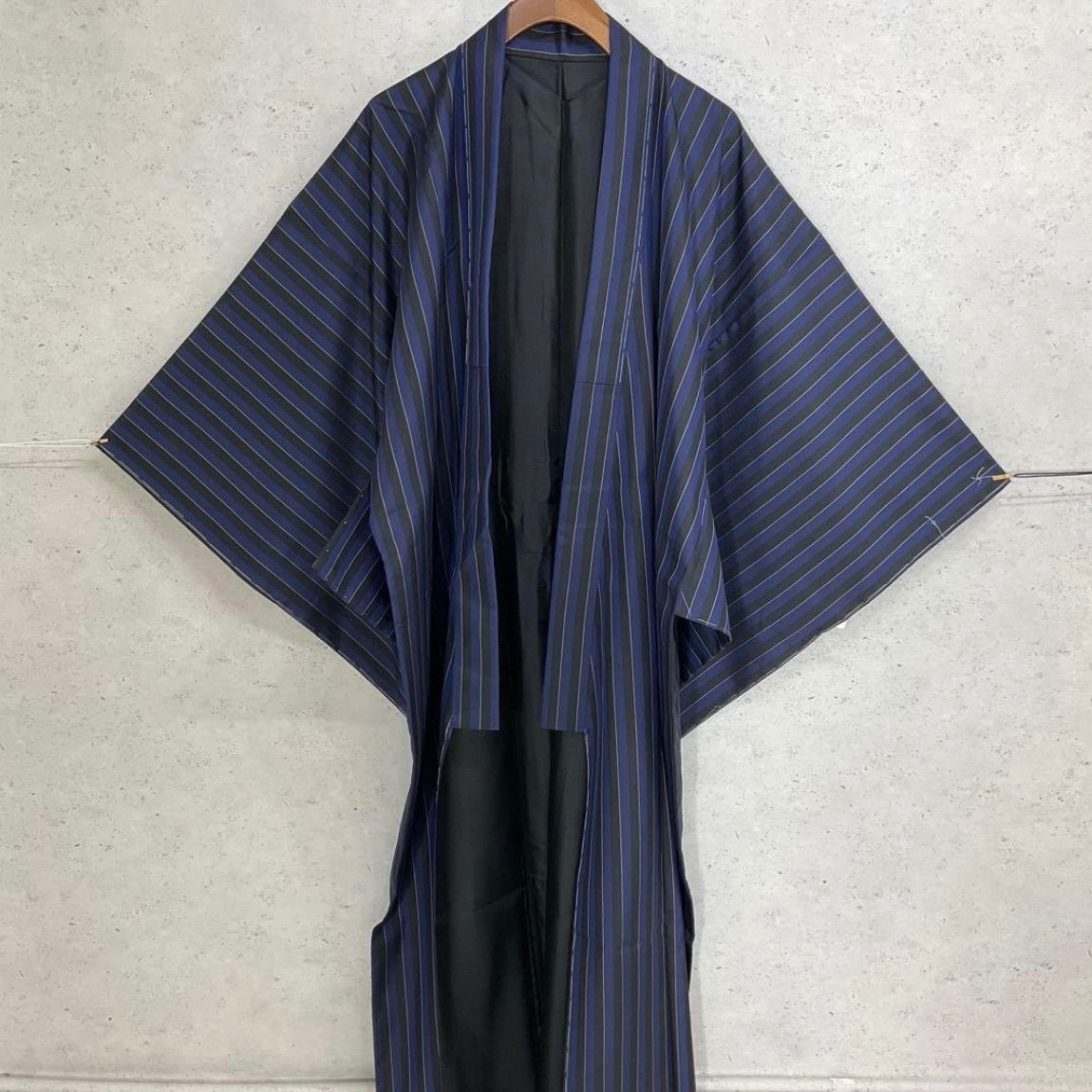 ⬛️kimomo+one⬛️男前屋⬛️未使用同然⬛️正絹⬛️袷⬛️仕付け糸