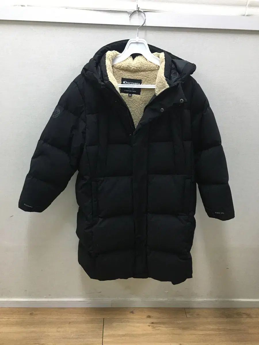 ユニセックス キッズ140号 DISCOVERY グースダウン ボア裏地 ロングダウンジャケット