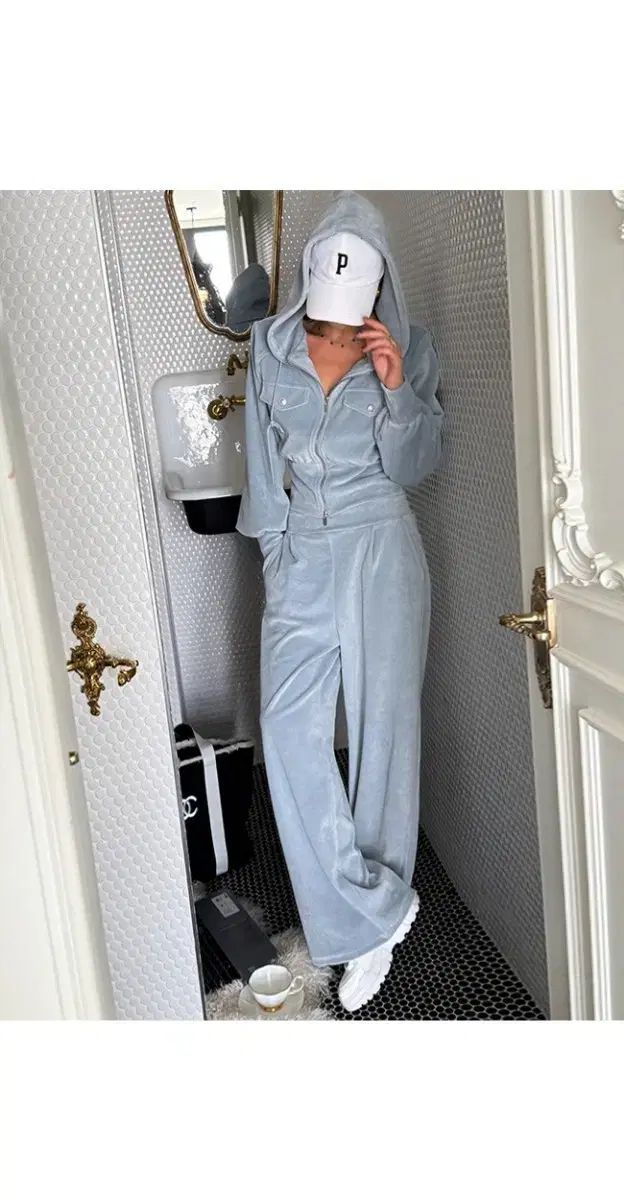 ベルベットベルルートレーニングウェアジャージセット