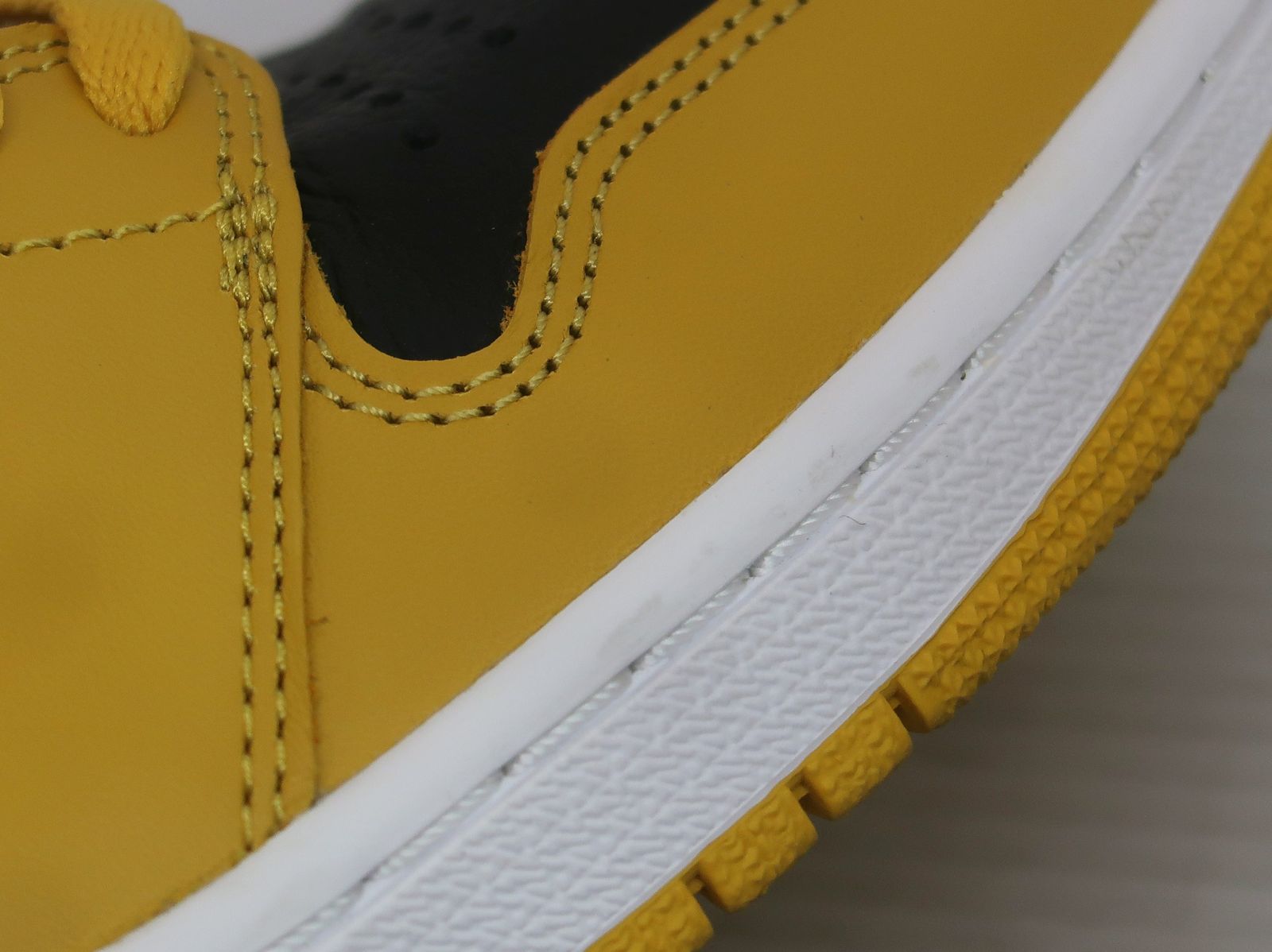 ジョーダン レトロ