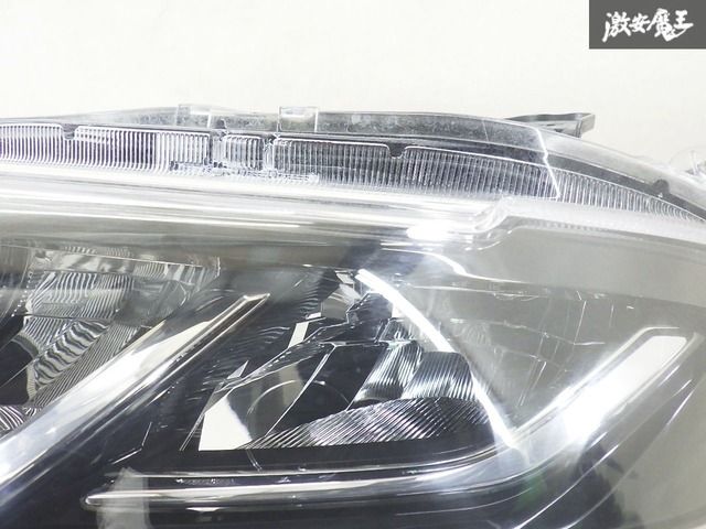ストア出品】 ダイハツ 純正 LA650S タント カスタム LED ヘッドライト