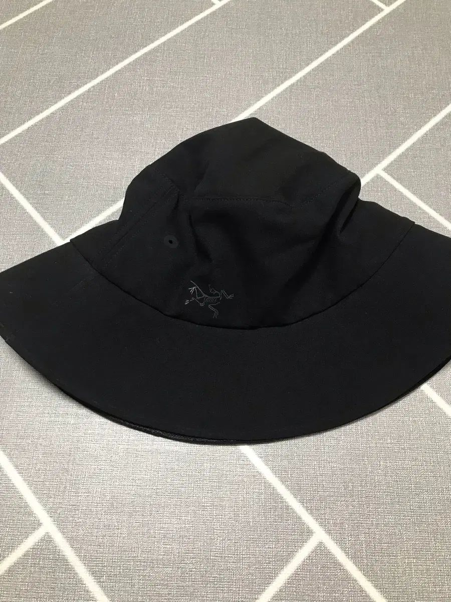 ARC TERYX アークテリクス ブラック バケットハット 帽子