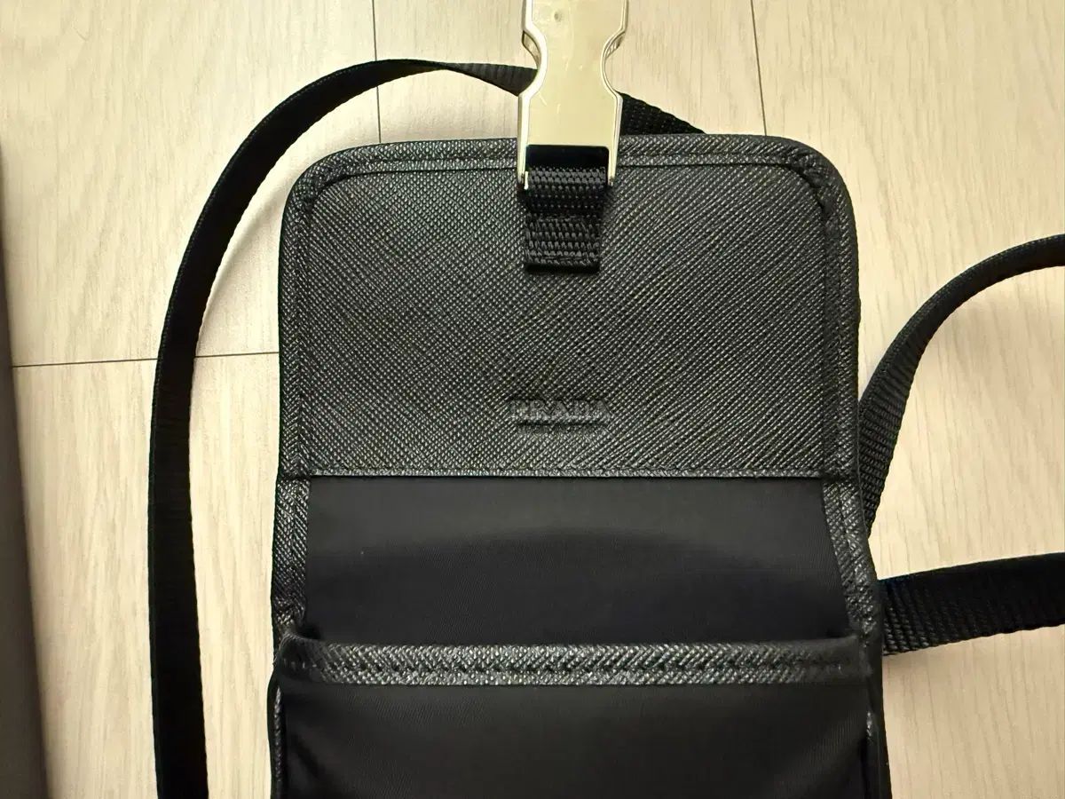PRADA プラダ ナイロン ミニバック 数量限定 メッセンジャーバッグ 