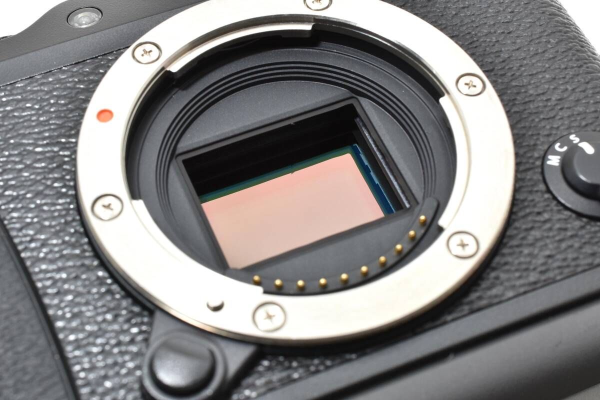  上品 フジフイルム X E 3 ボディ YMA 9013＃77 ミラーレス一眼 デジタルカメラ