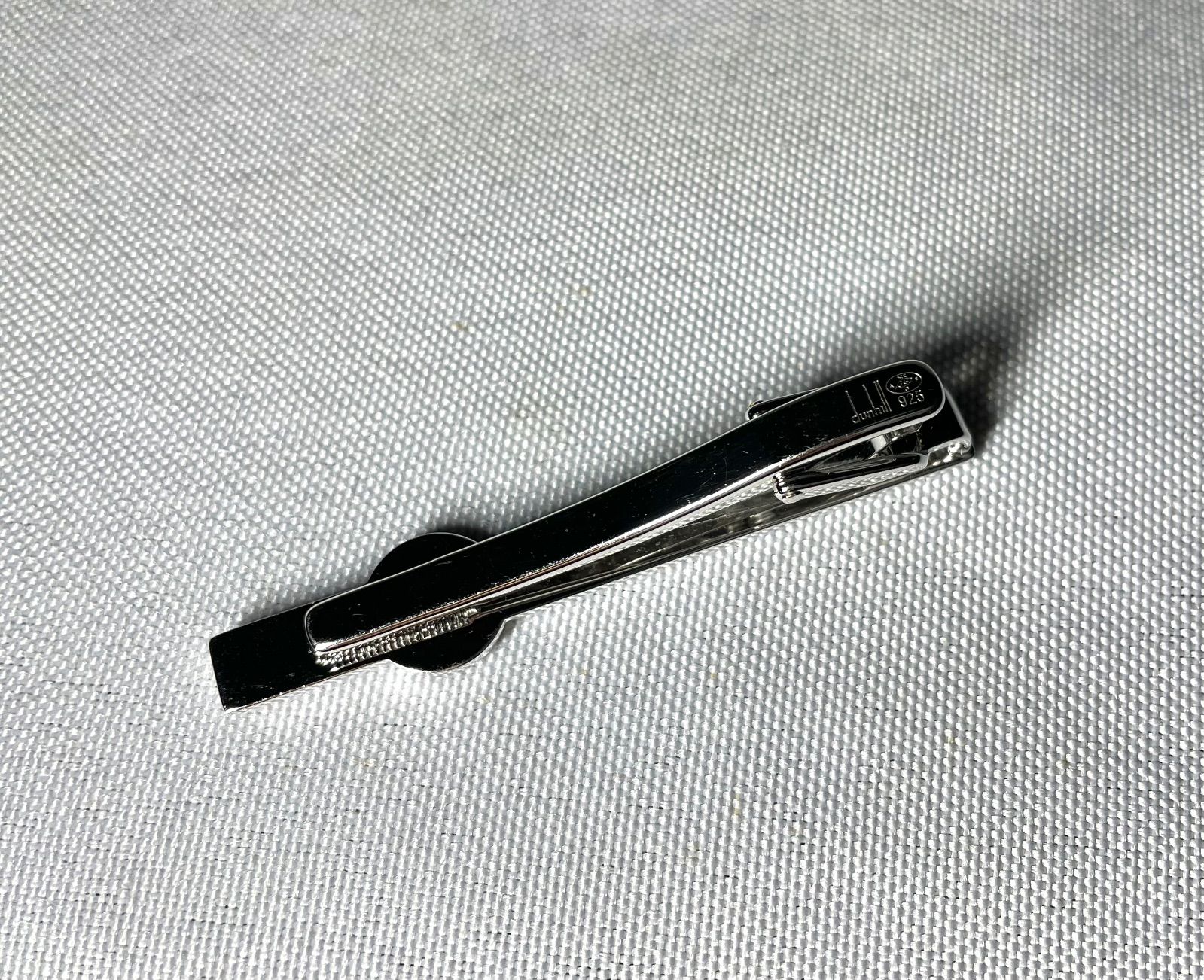 Alfred Dunhill アルフレッドダンヒル ロゴ文字 ホワイトストーン装飾