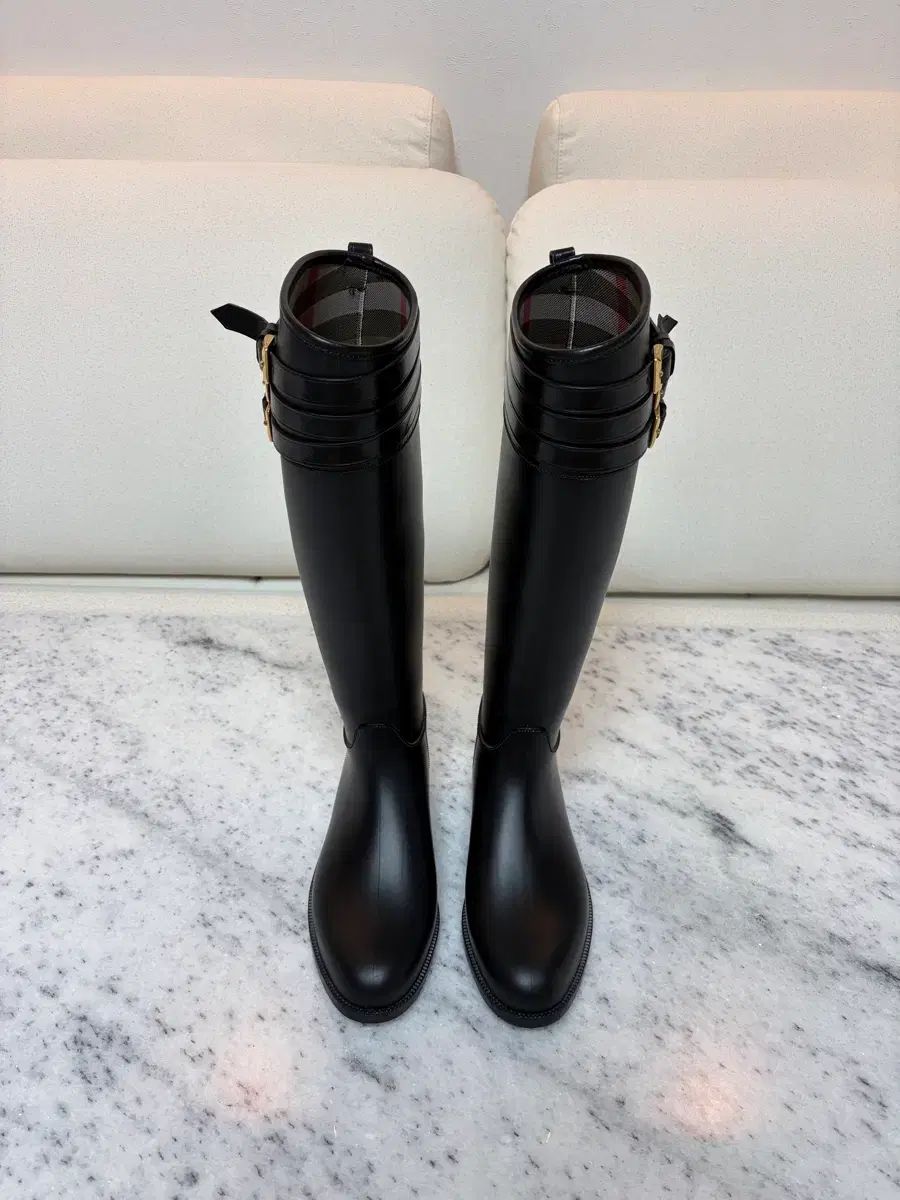 バーバリー レインブーツ (メイド IN イタリア) / 37 (240) サイズ