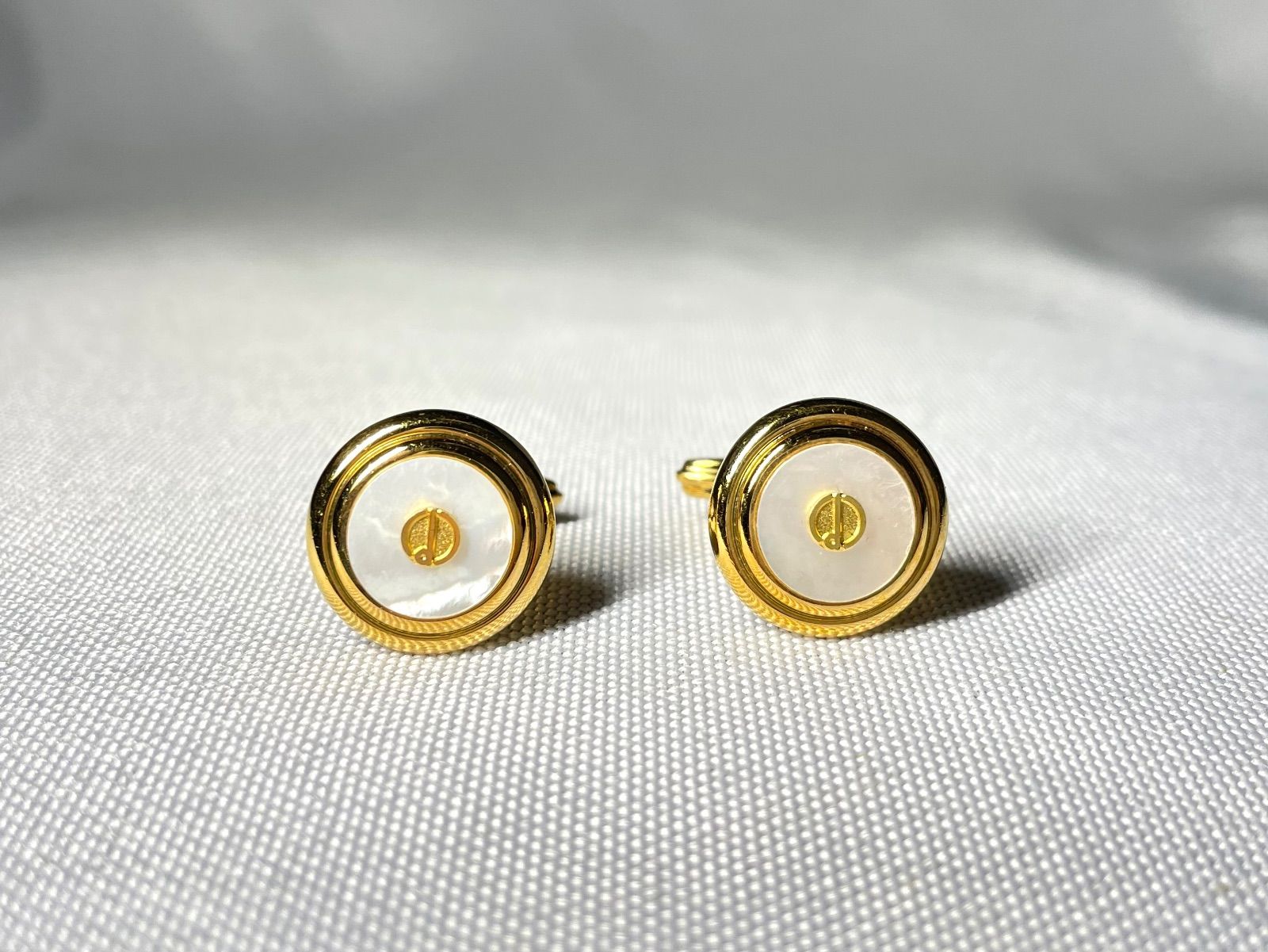 美品 希少 dunhill ダンヒル dロゴ マザーオブパール装飾＆ゴールド