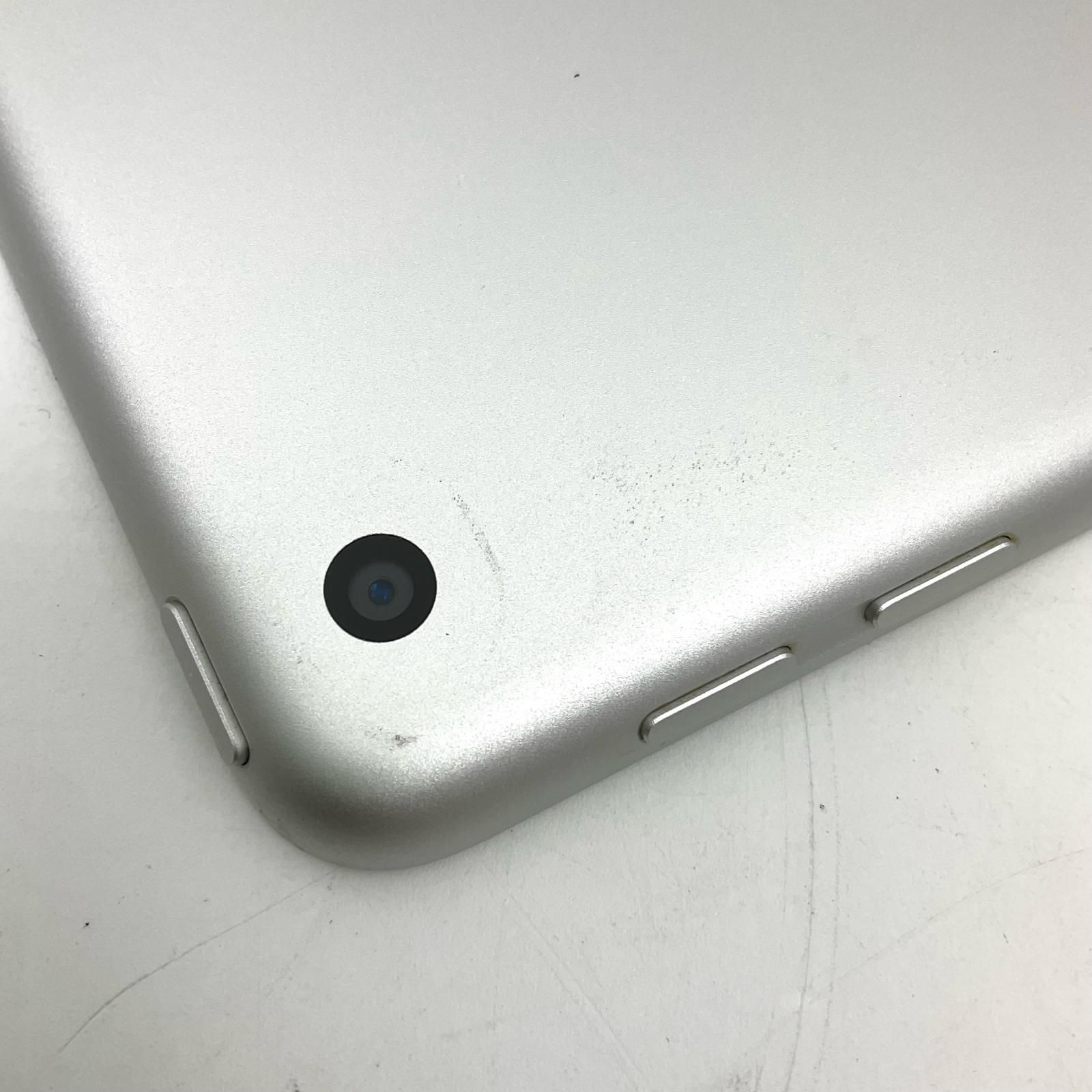  Apple iPad 9 7インチ 第6世代 128 GB シルバー Wi Fi iPad本体 タブレット