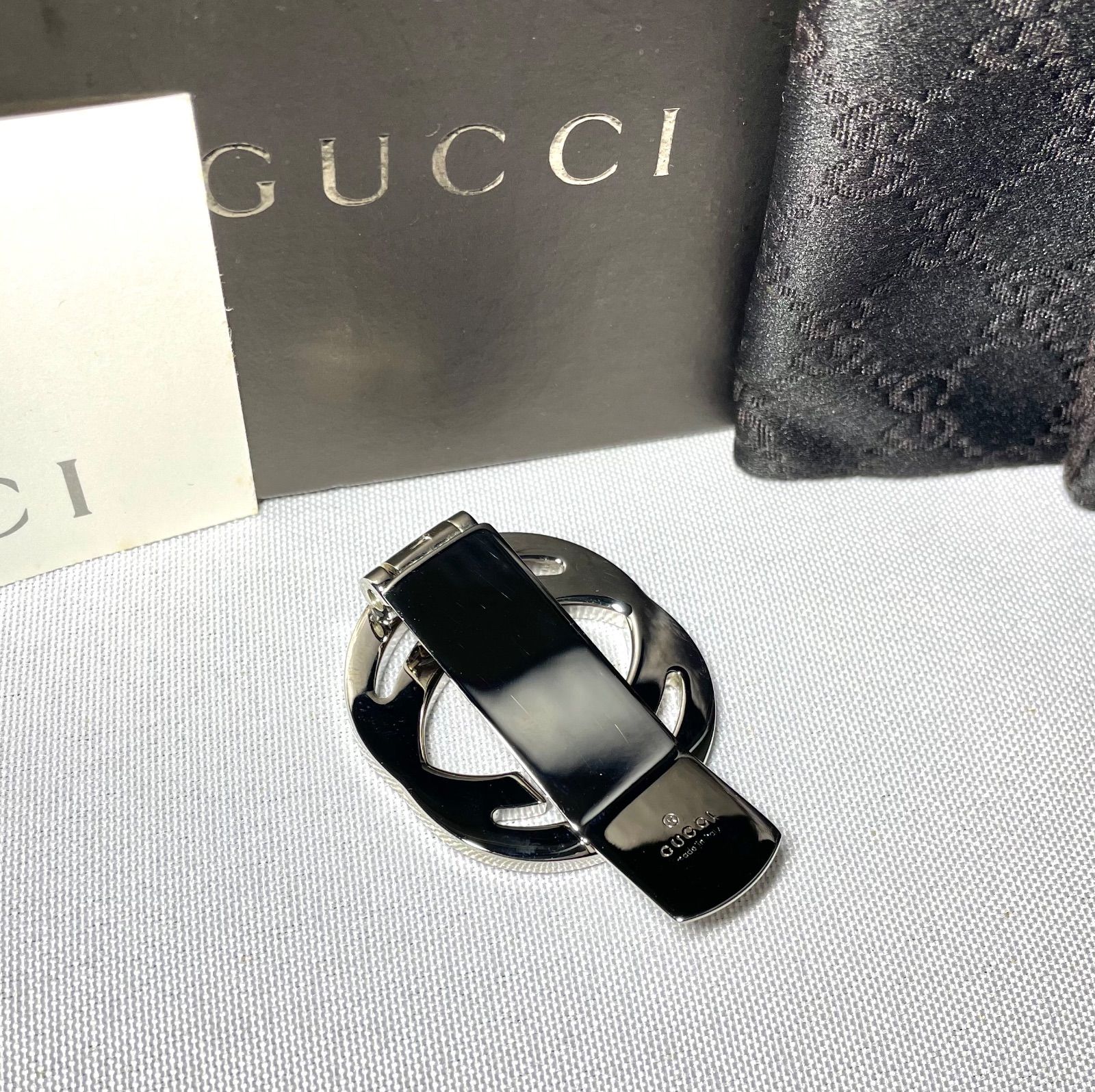 美品 GUCCI グッチ インターロッキングG GGロゴ 鏡面シルバー&ブラック