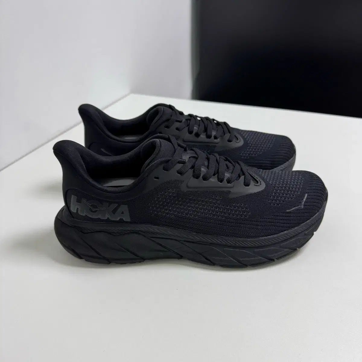 HOKA ONE ホカオネオネ アラヒ7