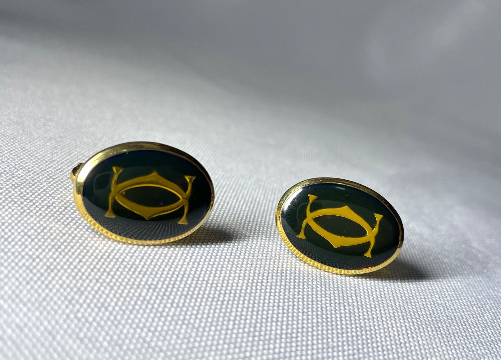 Cartier カルティエ ダブルC ロゴ ブラック＆ゴールド ヴィンテージ