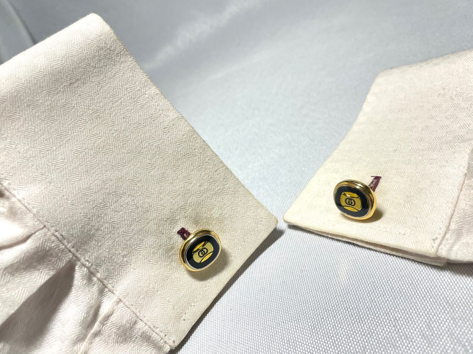 GUCCI グッチ インターロッキングG GGロゴ ブラック＆ゴールド