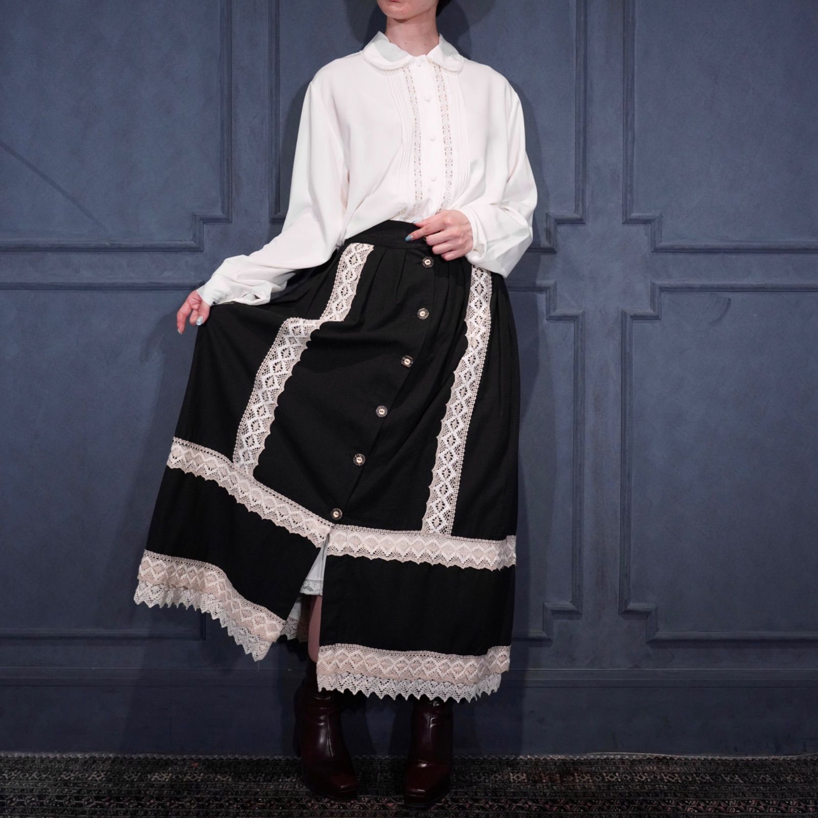 EU VINTAGE OSCAR LACE DESIGN LINEN TYROLEAN LONG SKIRT ヨーロッパ古着レースデザインリネンチロリアンスカート