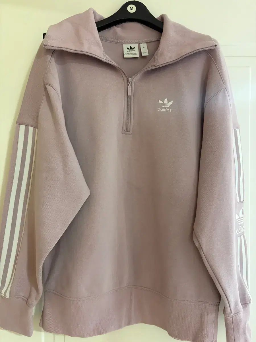 アディダス レディース エッセンシャルズ ハーフジップアップ