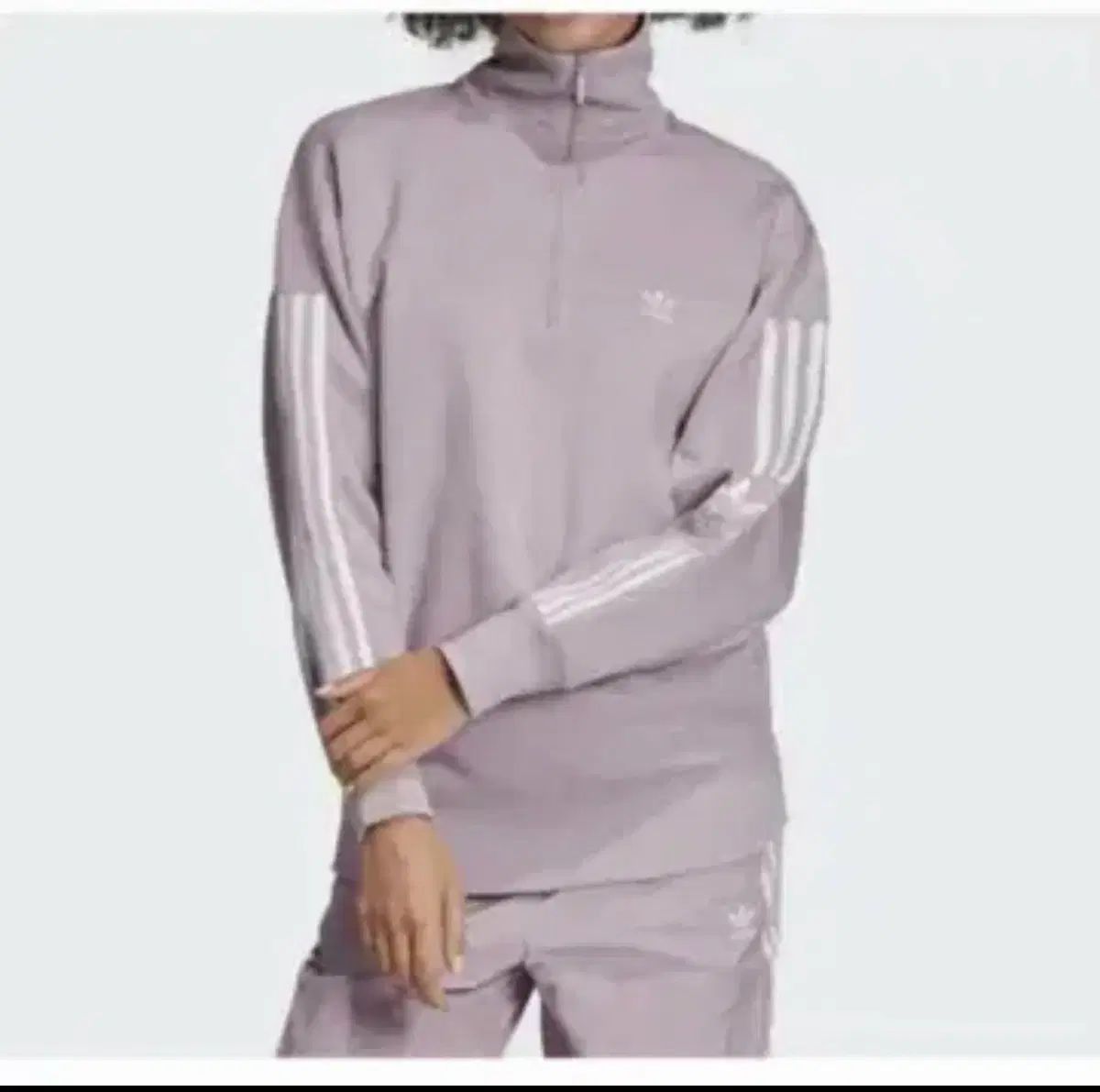 アディダス レディース エッセンシャルズ ハーフジップアップ