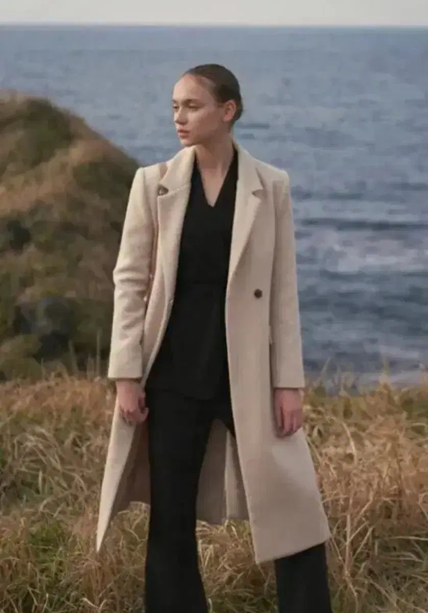 ロエール スリムフィット シングルコート