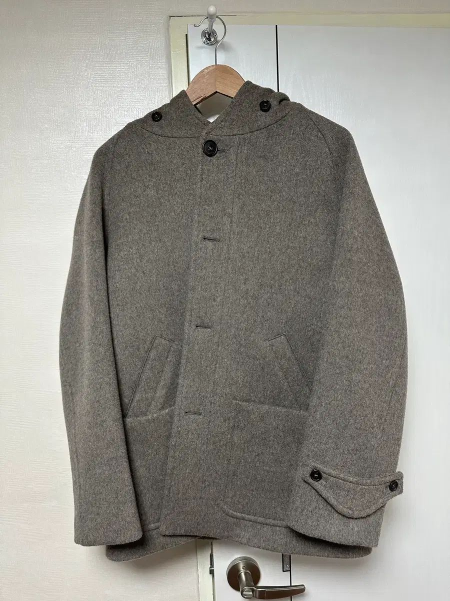 ホーリーサン ロンググローブ フード ハーフコート m