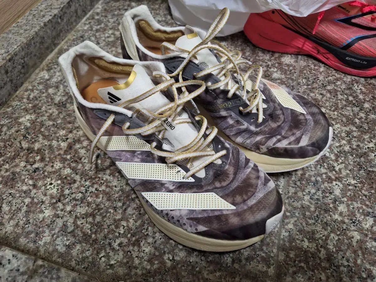 アディダス アディゼロ アディオス プロ2 TME 270