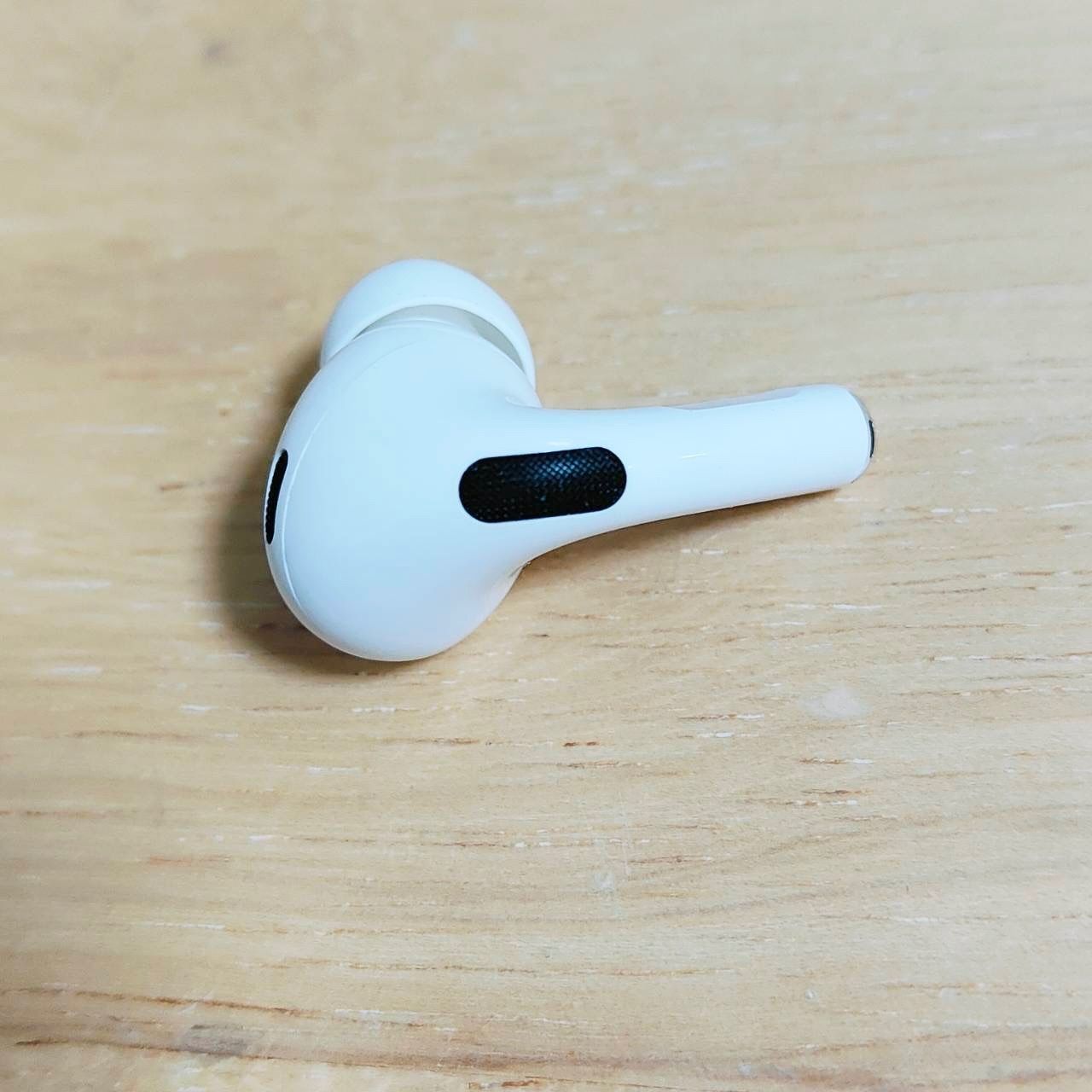 Apple AirPods Pro 2世代 片耳 R 片方 右耳 ライトニングモデル S