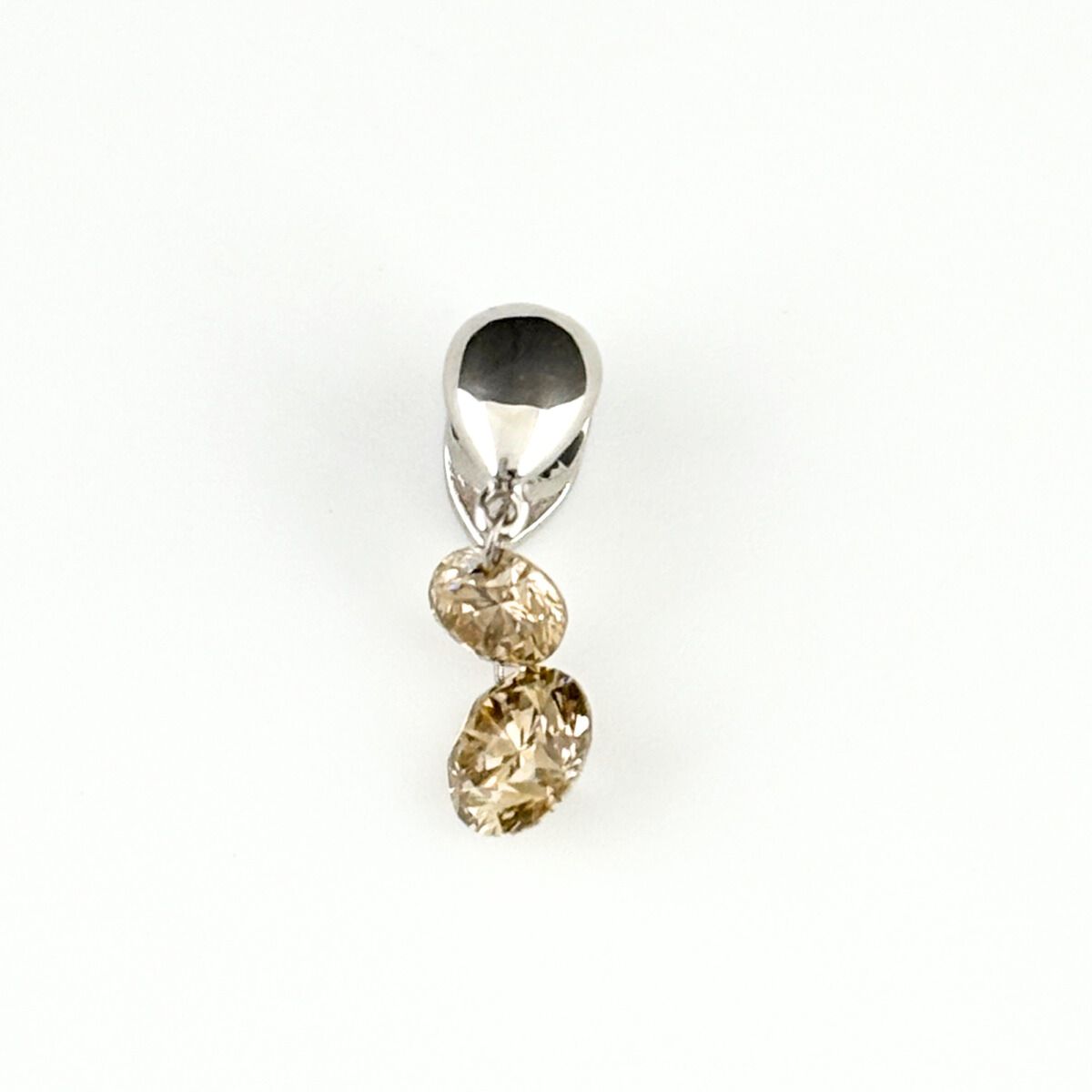 K18ホワイトゴールドペンダントトップ。メレダイヤ。 メレダイヤ デザインペンダントトップ WG ホワイトゴールド ペンダント