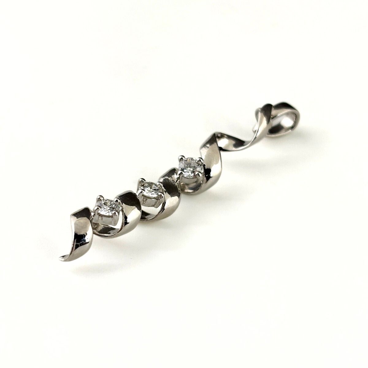 メレダイヤ デザインペンダントトップ プラチナ ペンダントトップ