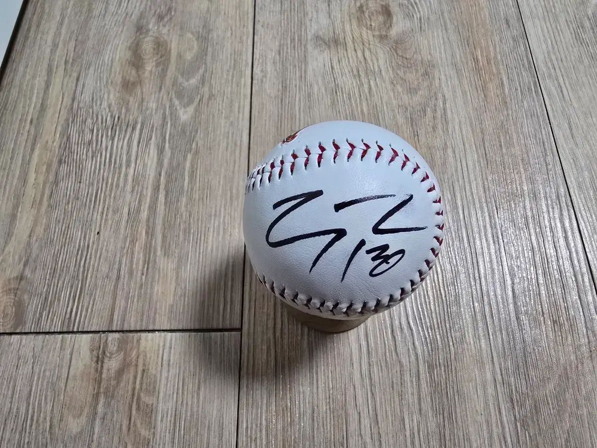 ハンファ イーグルス 폰세 サインボール