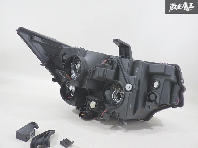 車・バイク・自転車 三菱 純正 CV5W デリカ D5 D:5 HID ヘッドライト 