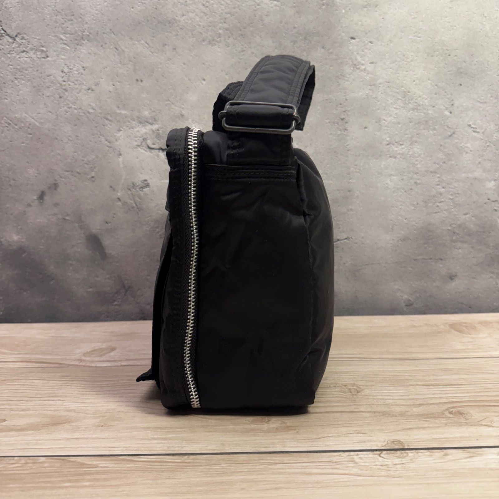 ✨PORTER ポーター タンカー ショルダーバッグ ブラックL ナイロン 2層