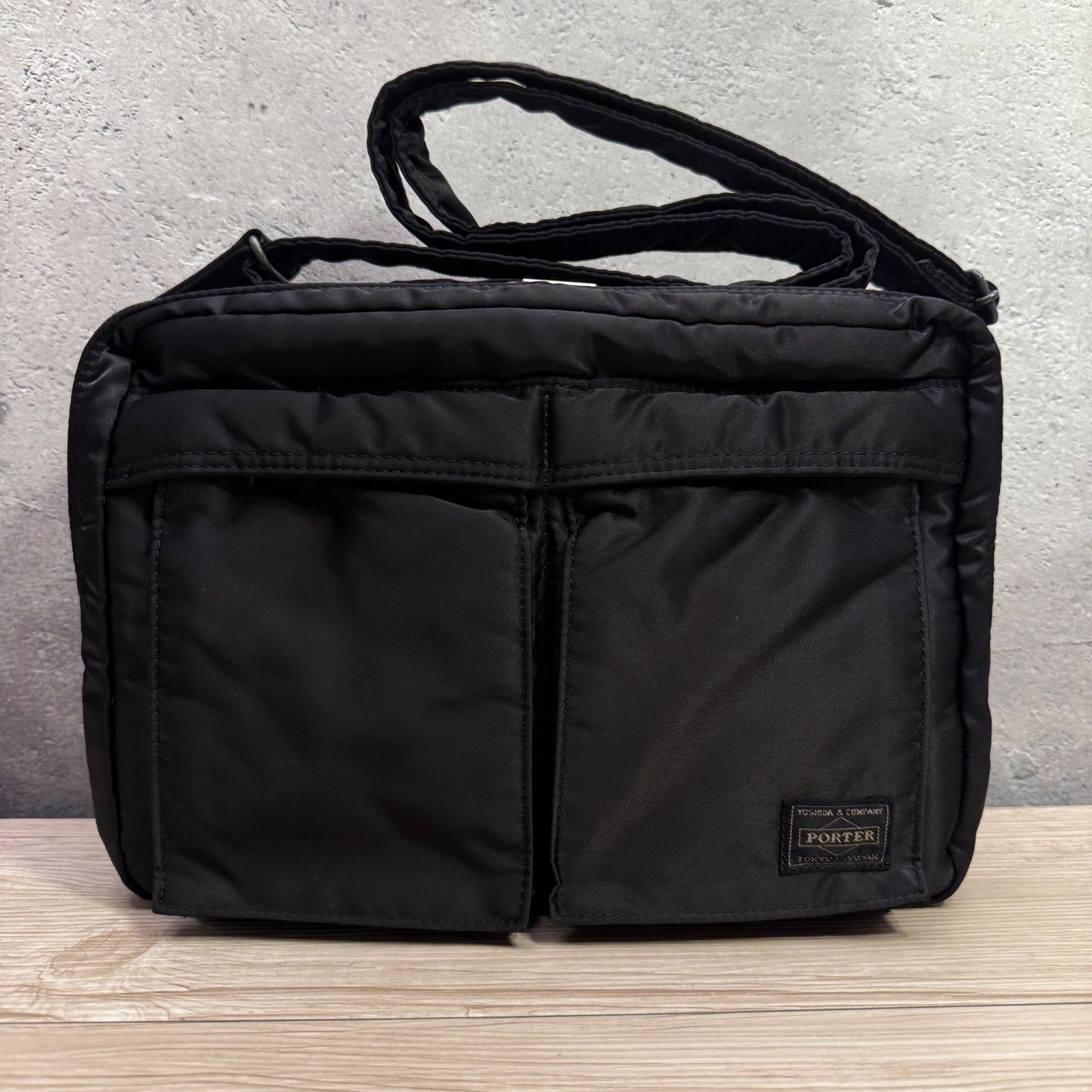 ポーター PORTER タンカー 黒 ショルダーバック 2層式　斜めがけ ✨PORTER ポーター タンカー ショルダーバッグ ブラックL ナイロン 2層