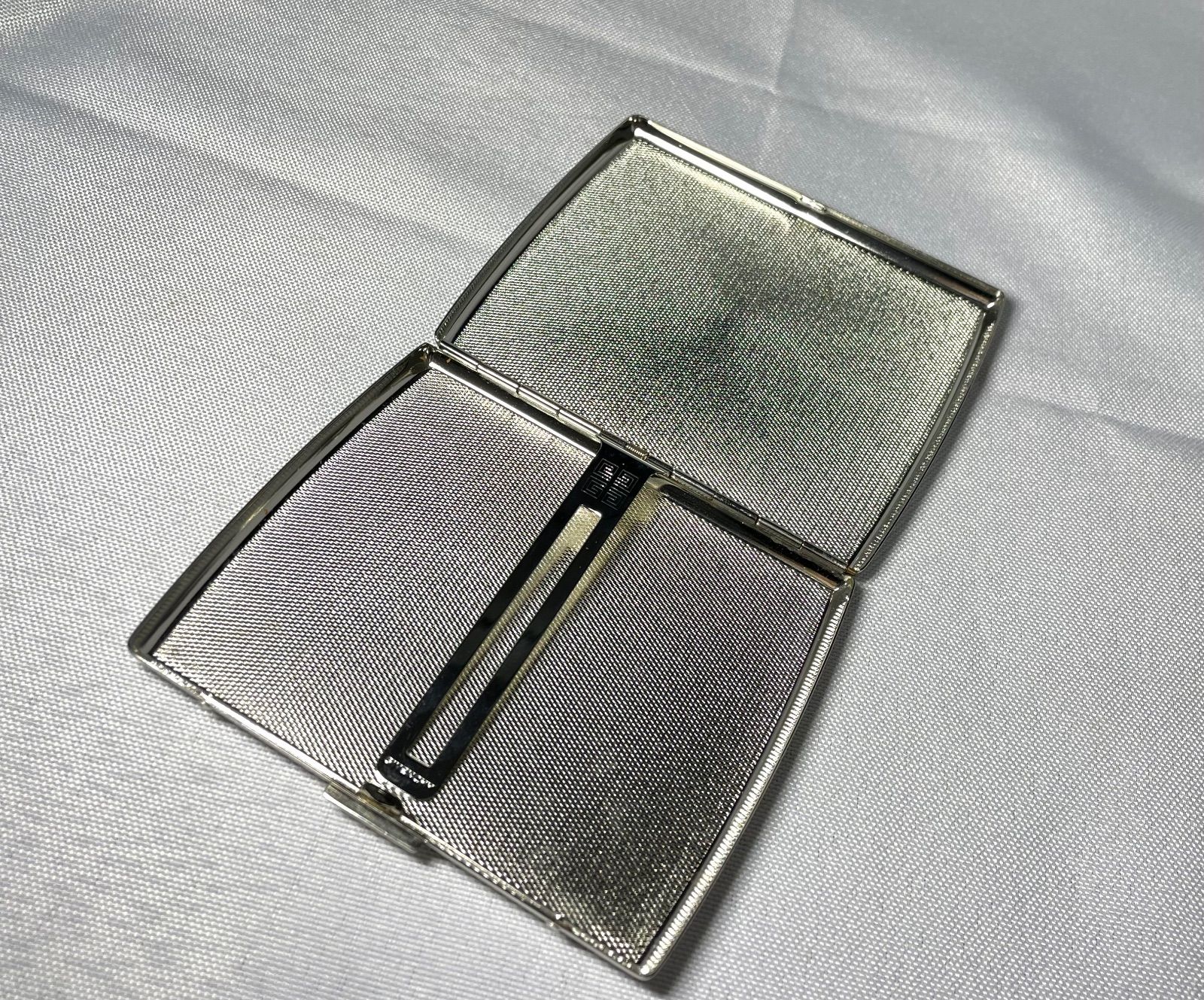 GIVENCHY ジバンシィ 4Gロゴデザイン メタルカードケース 艶消し