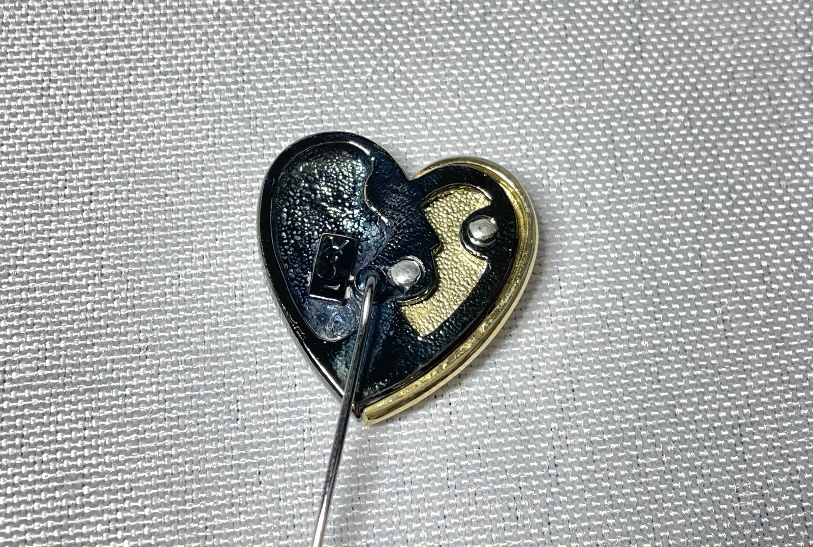 YVES SAINT LAURENT イヴサンローラン ハートデザイン&ラインストーン