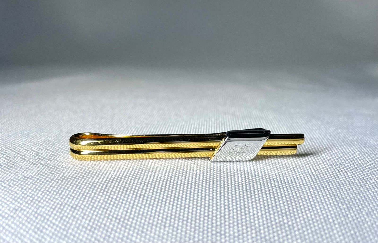 S.T.Dupont デュポン Dロゴ 鏡面ゴールド-シルバー ネクタイピン タイピン タイバー メンズ