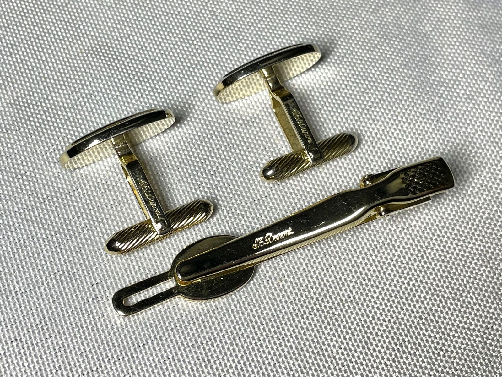 S.T. Dupont ネクタイピン カフスボタンセット S.T.Dupont デュポン Dロゴ ブルーストーン装飾 ゴールド＆シルバー