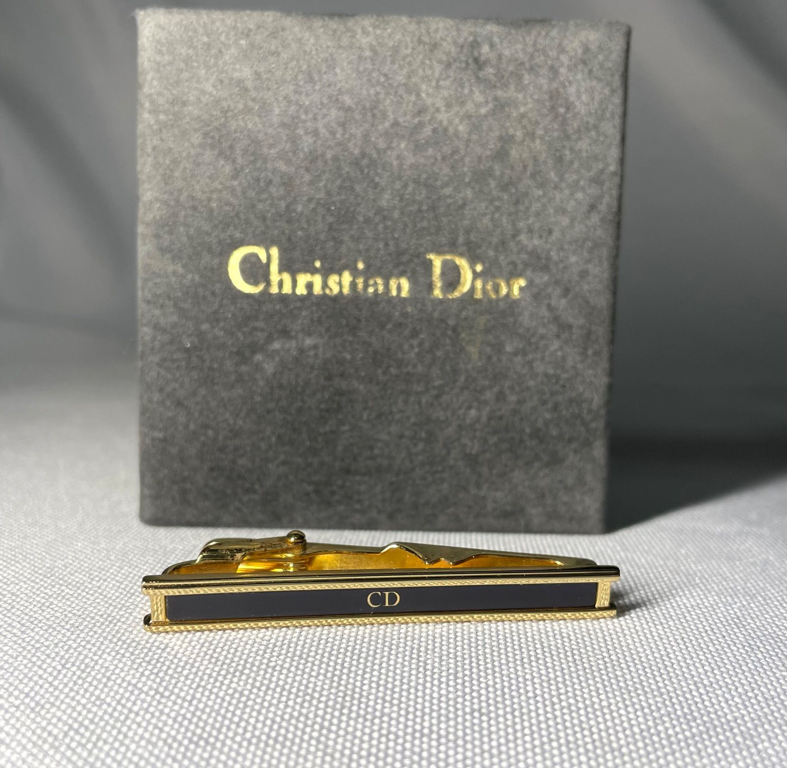 Dior ディオール CDロゴ ゴールドメタリック＆艶消しブラック ネクタイ