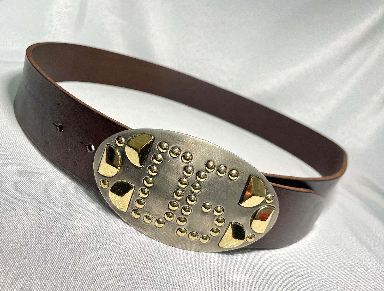 DOLCE&GABBANA ドルチェ&ガッバーナ DGロゴスタッズバックル レザー