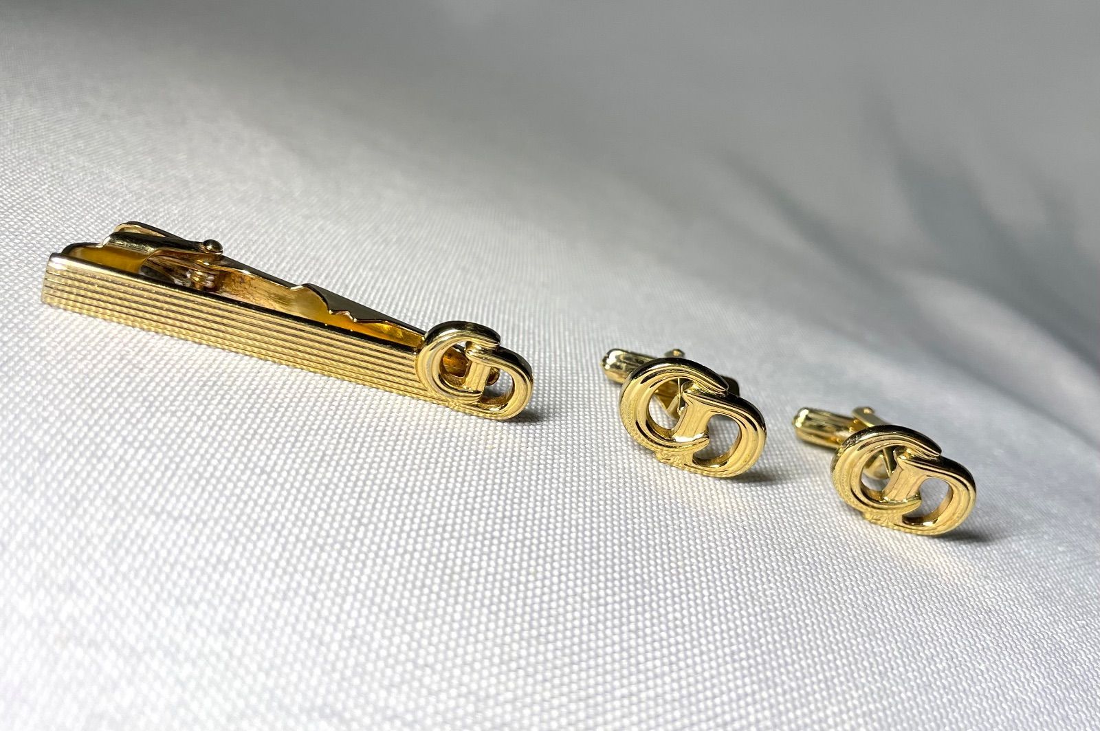 Dior ディオール CDロゴ＆ストライプライン ヴィンテージカフス