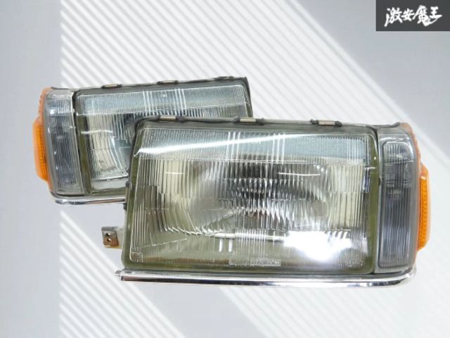 NISSAN 日産 純正 C31 ローレル 前期 メダリスト ハロゲン ヘッド